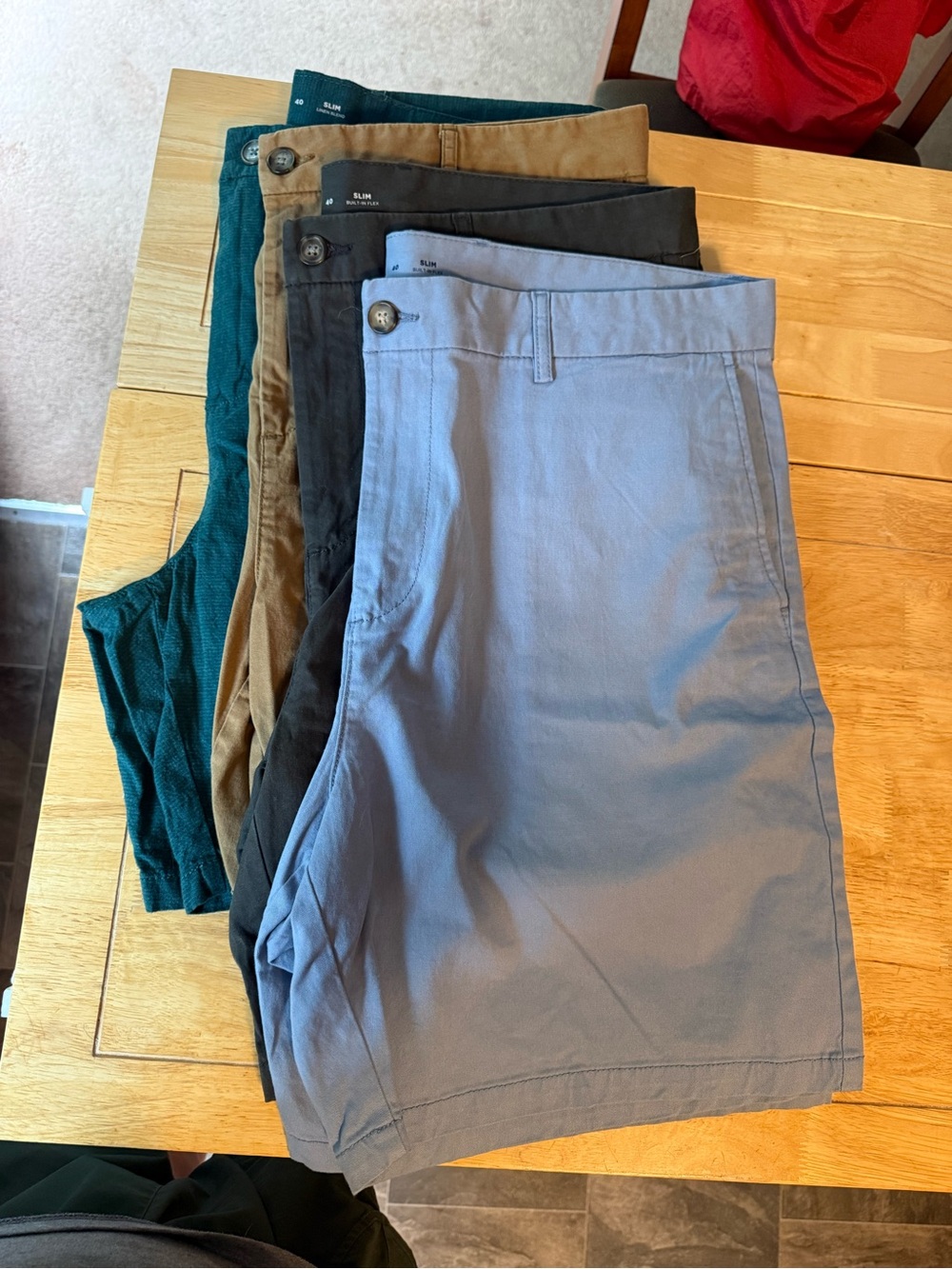 LOT Old Navy Slim khaki and Linen-Blend Shorts